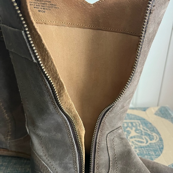 Born Tonic Wet Weather Gray Oiled Suede Leather Mid Calf Rustic Boots 6.5 - Picture 7 of 10